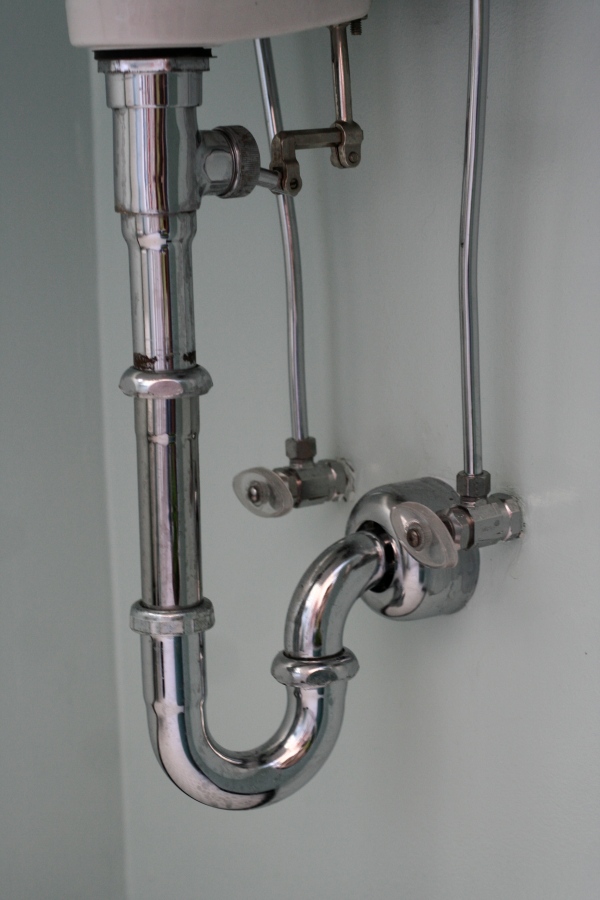 chrome sink pipes